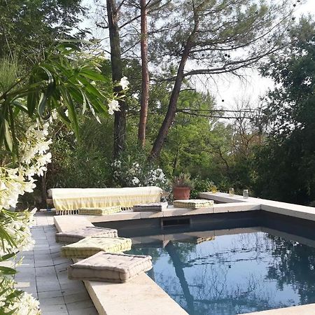 Le Mas Des Anges De Flo Hotell Aix-en-Provence Exteriör bild