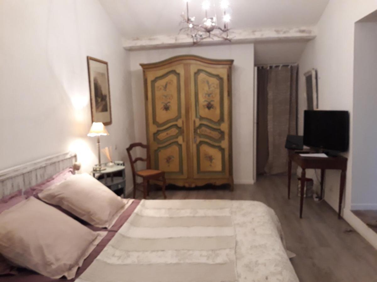 Le Mas Des Anges De Flo Hotell Aix-en-Provence Exteriör bild